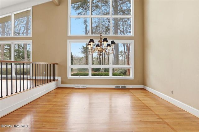 1602 Greenbriar Road, Kinston, NC 28504