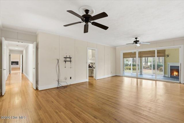 1602 Greenbriar Road, Kinston, NC 28504