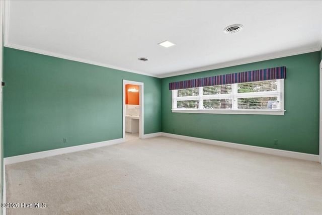 1602 Greenbriar Road, Kinston, NC 28504