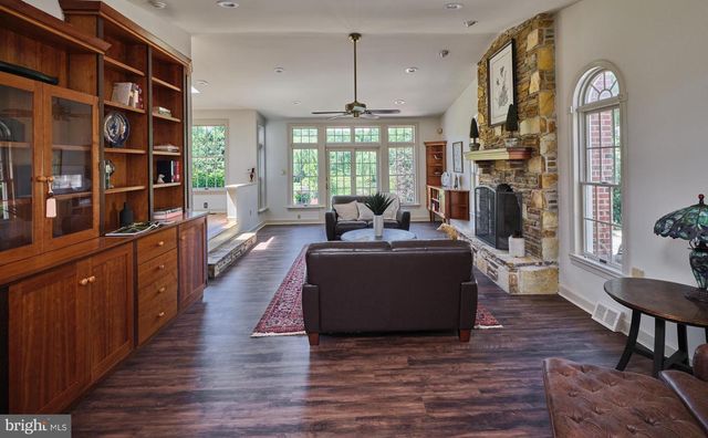 941 MT EYRE RD, Washington Crossing, PA 18977