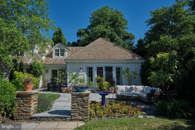 941 MT EYRE RD, Washington Crossing, PA 18977