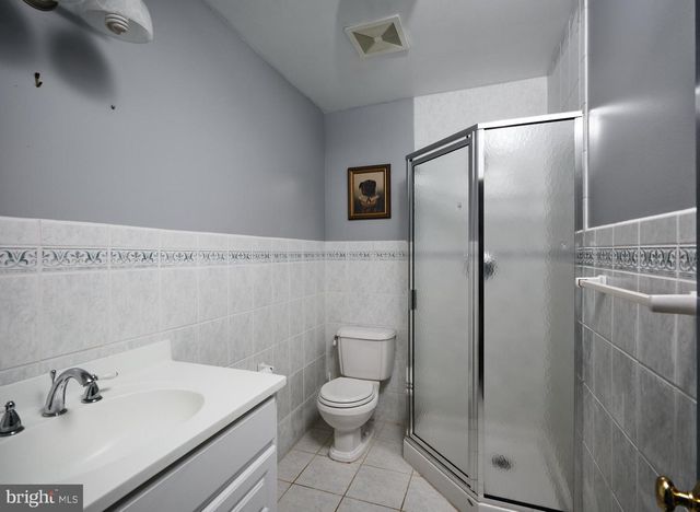 941 MT EYRE RD, Washington Crossing, PA 18977