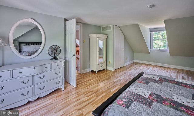 941 MT EYRE RD, Washington Crossing, PA 18977