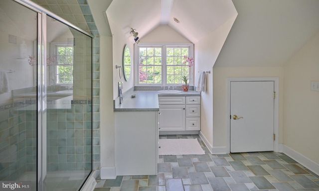 941 MT EYRE RD, Washington Crossing, PA 18977