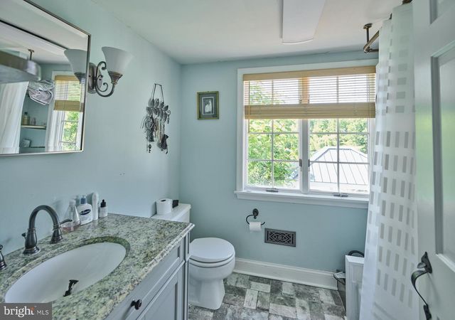 941 MT EYRE RD, Washington Crossing, PA 18977