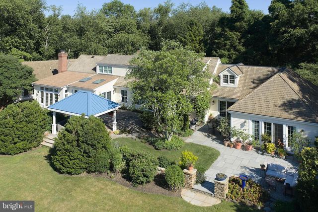 941 MT EYRE RD, Washington Crossing, PA 18977