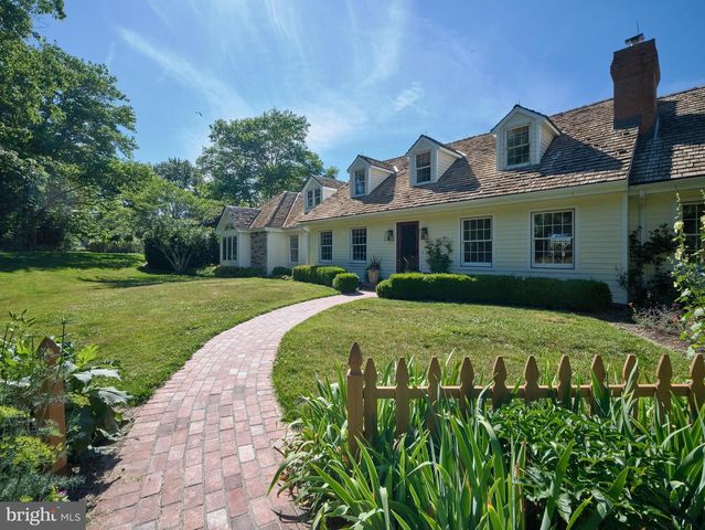 941 MT EYRE RD, Washington Crossing, PA 18977