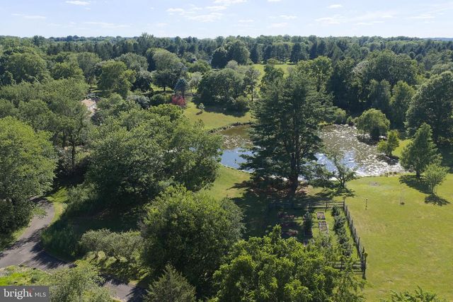 941 MT EYRE RD, Washington Crossing, PA 18977