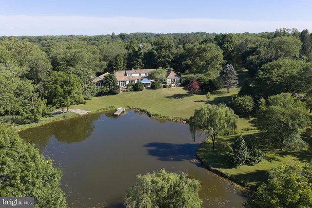 941 MT EYRE RD, Washington Crossing, PA 18977