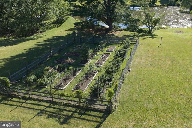 941 MT EYRE RD, Washington Crossing, PA 18977
