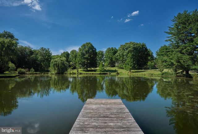 941 MT EYRE RD, Washington Crossing, PA 18977