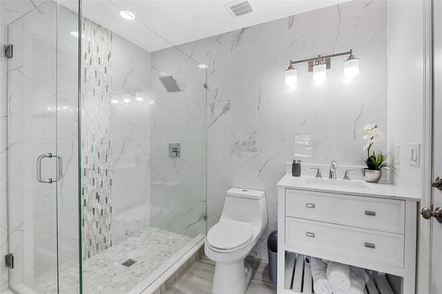 2301 E Las Olas Blvd, Fort Lauderdale, FL 33301