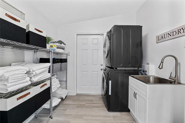 2301 E Las Olas Blvd, Fort Lauderdale, FL 33301