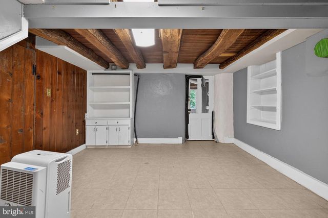 12707 FURNACE MOUNTAIN RD, Lovettsville, VA 20180