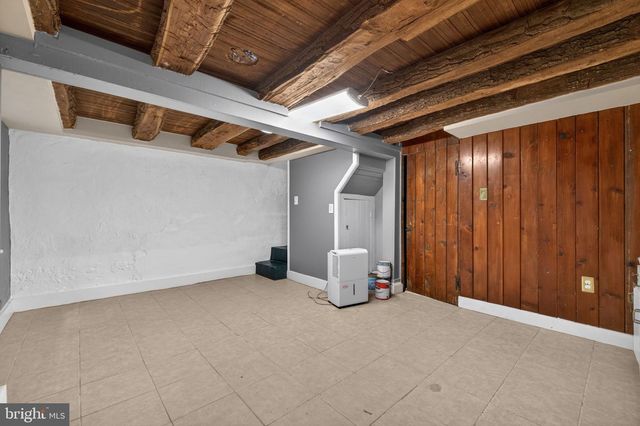 12707 FURNACE MOUNTAIN RD, Lovettsville, VA 20180