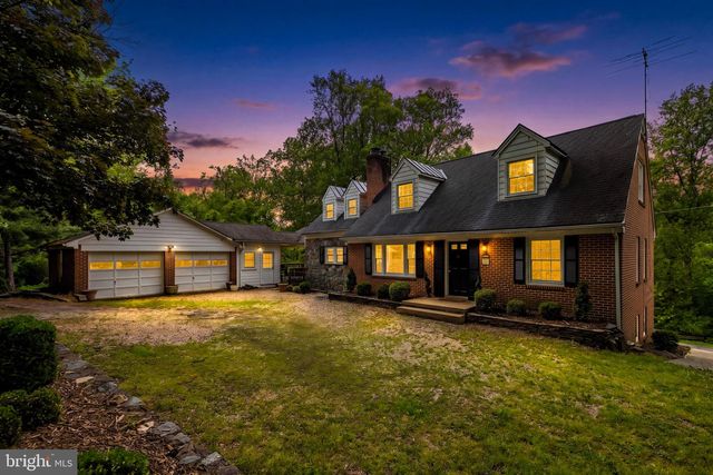 12707 FURNACE MOUNTAIN RD, Lovettsville, VA 20180