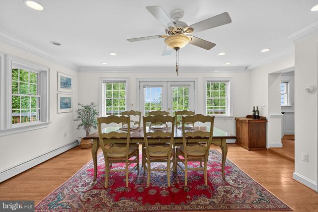 12707 FURNACE MOUNTAIN RD, Lovettsville, VA 20180