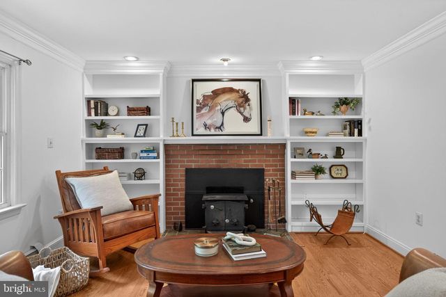 12707 FURNACE MOUNTAIN RD, Lovettsville, VA 20180