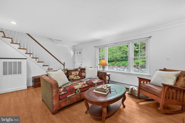 12707 FURNACE MOUNTAIN RD, Lovettsville, VA 20180