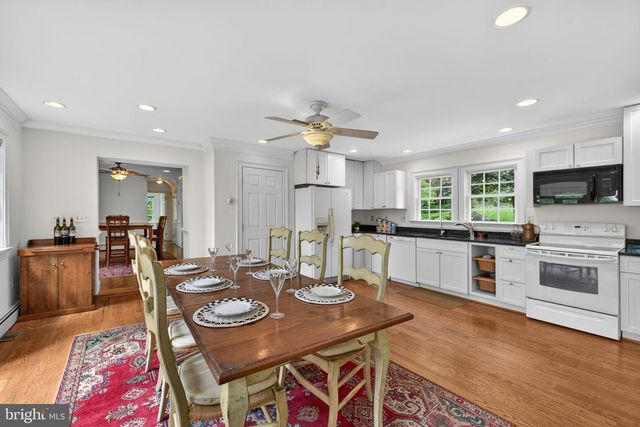 12707 FURNACE MOUNTAIN RD, Lovettsville, VA 20180