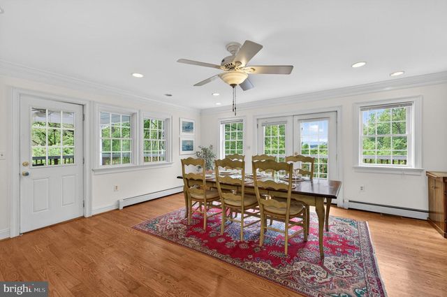 12707 FURNACE MOUNTAIN RD, Lovettsville, VA 20180