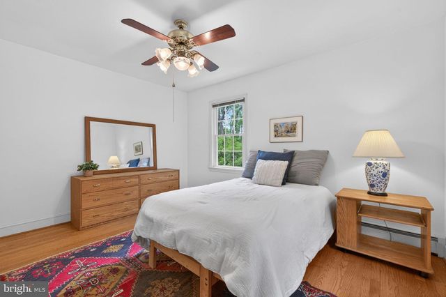 12707 FURNACE MOUNTAIN RD, Lovettsville, VA 20180