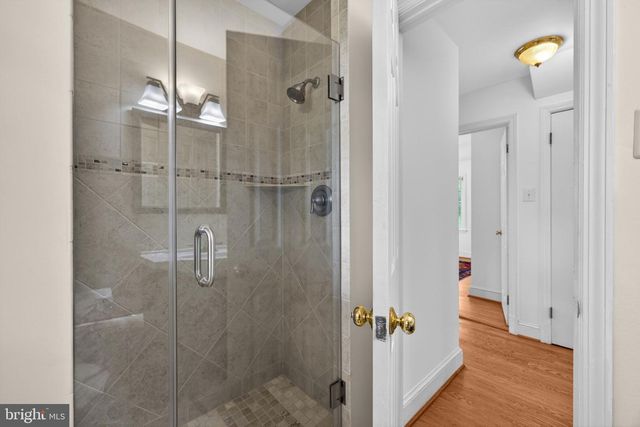 12707 FURNACE MOUNTAIN RD, Lovettsville, VA 20180