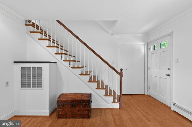 12707 FURNACE MOUNTAIN RD, Lovettsville, VA 20180