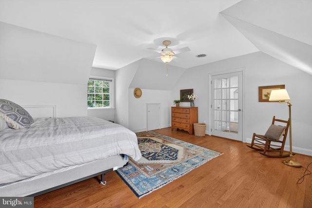 12707 FURNACE MOUNTAIN RD, Lovettsville, VA 20180