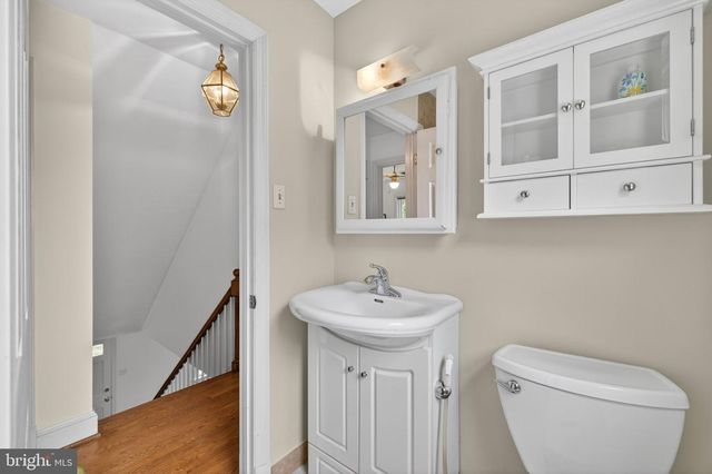 12707 FURNACE MOUNTAIN RD, Lovettsville, VA 20180