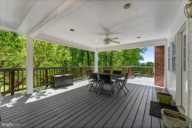 12707 FURNACE MOUNTAIN RD, Lovettsville, VA 20180