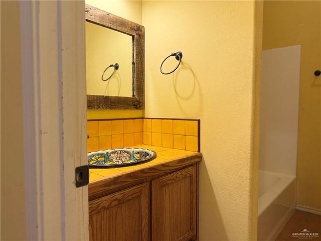 1008 Ivory Avenue, Rio Grande City, TX 78582