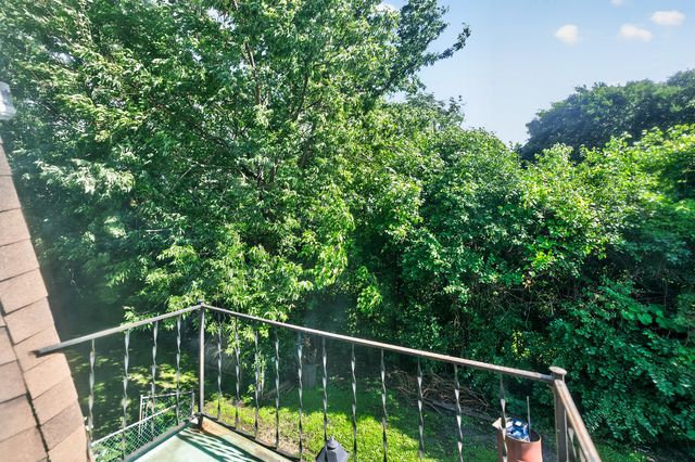 725 7th Avenue, Addison, IL 60101