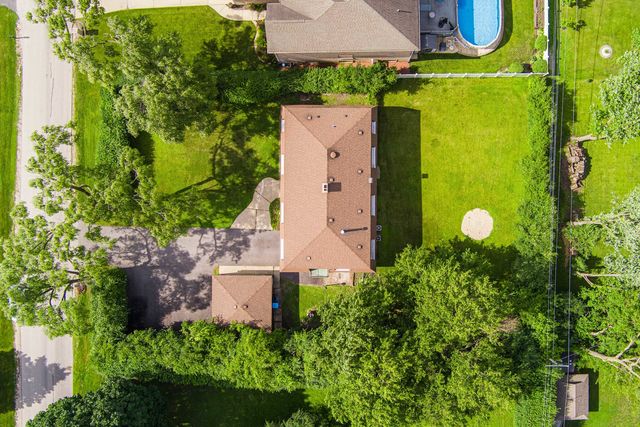 725 7th Avenue, Addison, IL 60101