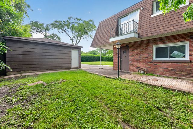 725 7th Avenue, Addison, IL 60101