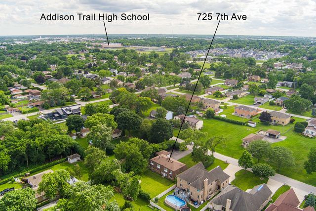 725 7th Avenue, Addison, IL 60101