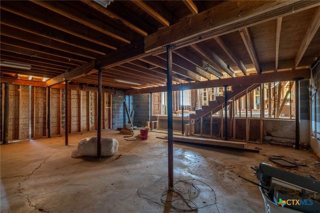315 Southwind Loop, Seguin, TX 78155