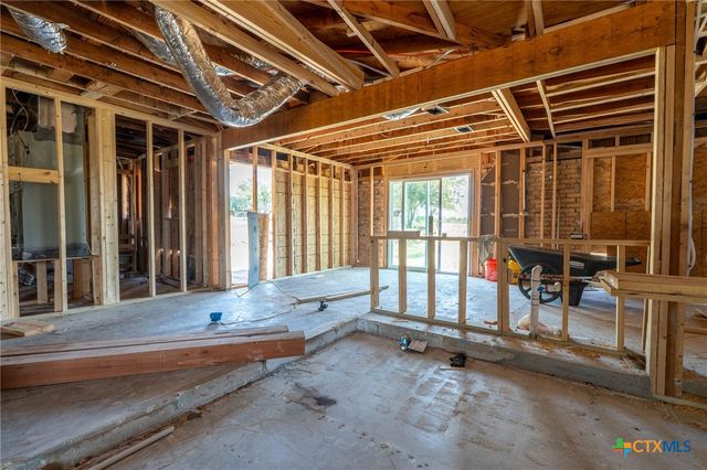 315 Southwind Loop, Seguin, TX 78155