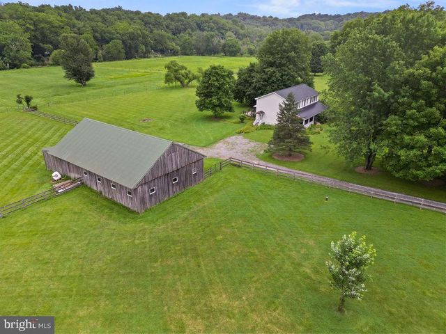 1307 BRANDYWINE CREEK RD, Coatesville, PA 19320