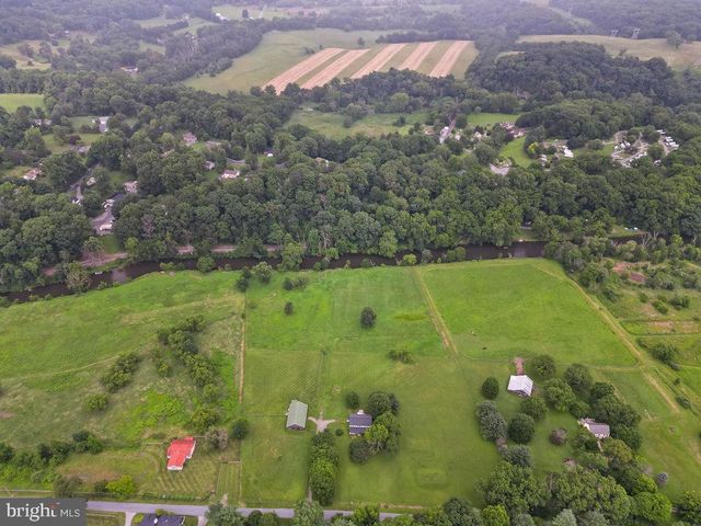 1307 BRANDYWINE CREEK RD, Coatesville, PA 19320