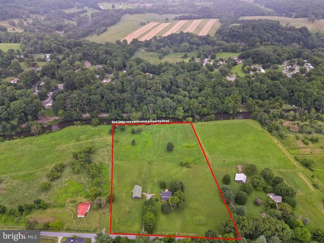 1307 BRANDYWINE CREEK RD, Coatesville, PA 19320