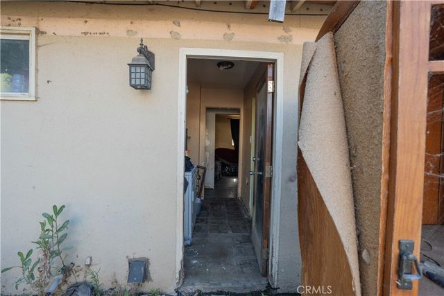 6174 Jurupa Avenue, Riverside, CA 92504