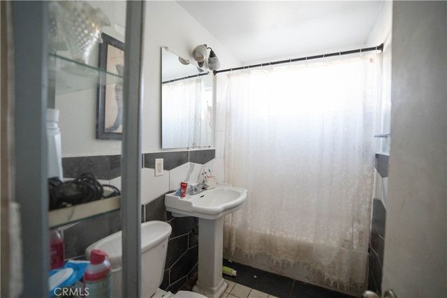 6174 Jurupa Avenue, Riverside, CA 92504