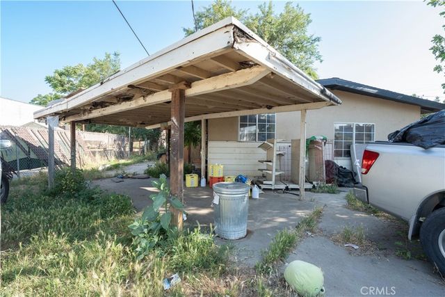 6174 Jurupa Avenue, Riverside, CA 92504