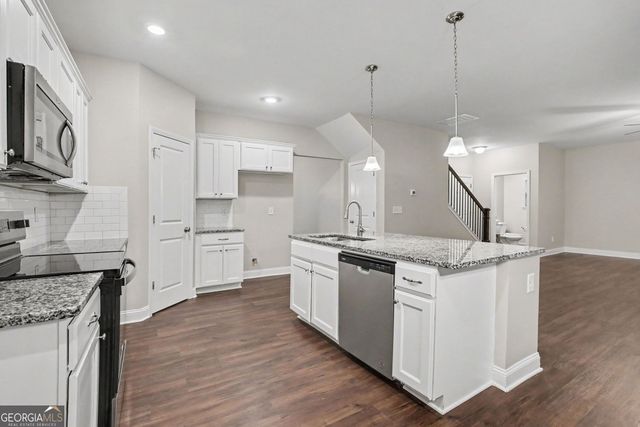 316 Trae Court, Hampton, GA 30228