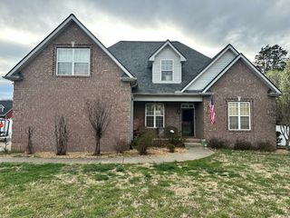 906 Pruitt Ct, Mount Juliet, TN 37122