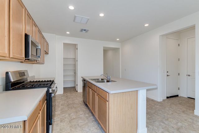 1674 N HESTER Trail, Casa Grande, AZ 85122