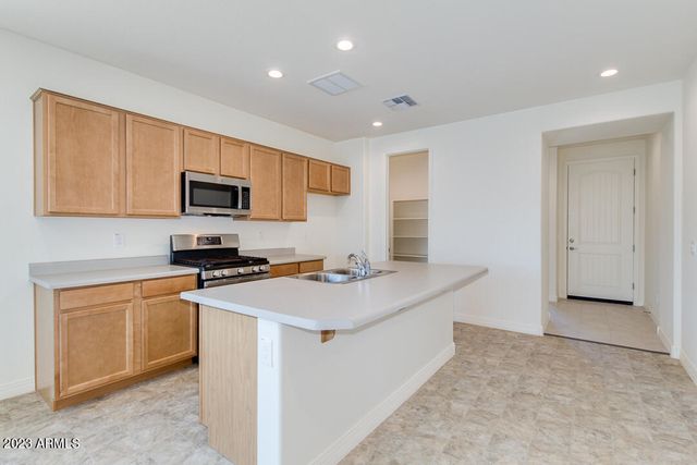 1674 N HESTER Trail, Casa Grande, AZ 85122