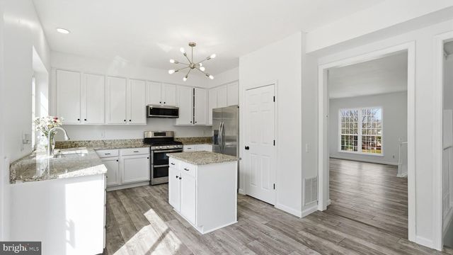 16800 MIRANDA LN, Woodbridge, VA 22191