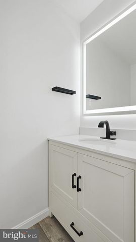 16800 MIRANDA LN, Woodbridge, VA 22191